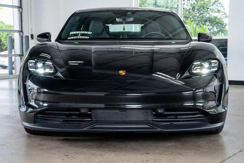 2023 Porsche Taycan Base