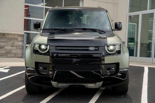 Pangea Green Metallic 2022 Land Rover Defender 90 X