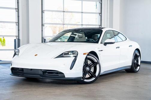 2022 Porsche Taycan Base