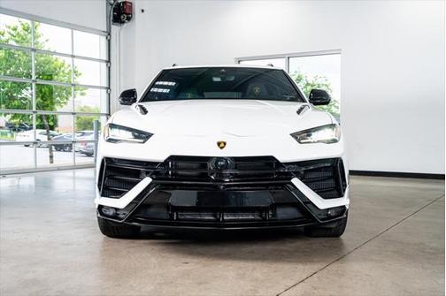 2024 Lamborghini Urus S