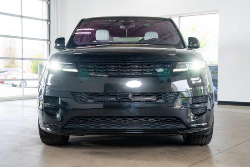 2023 Land Rover Range Rover Sport SE