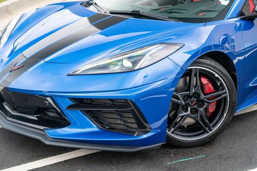 Elkhart Lake Blue Metallic 2020 Chevrolet Corvette Stingray w/3LT
