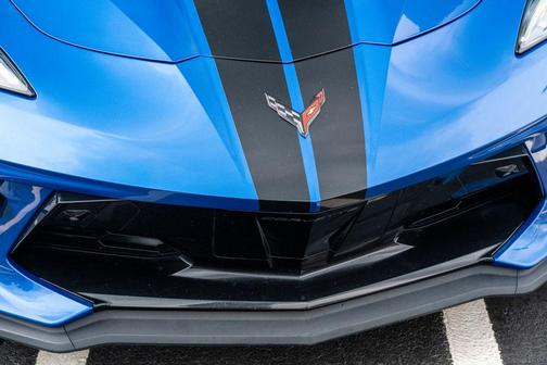 Elkhart Lake Blue Metallic 2020 Chevrolet Corvette Stingray w/3LT