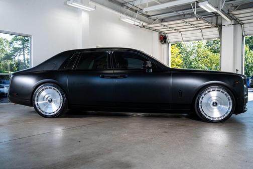 2021 Rolls-Royce Phantom Base