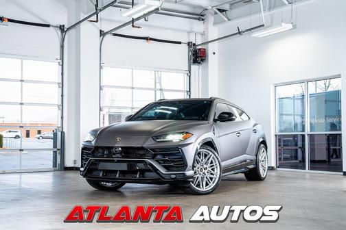 2019 Lamborghini Urus Base
