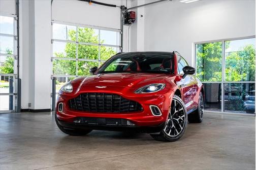 2022 Aston Martin DBX Base