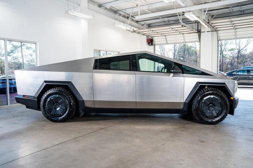 2024 Tesla Cybertruck All-Wheel Drive