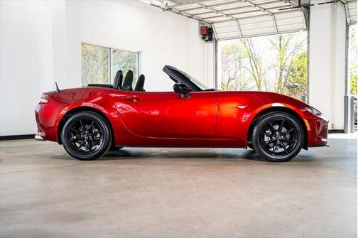 2021 Mazda MX-5 Miata Sport