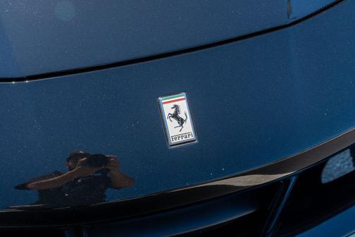 Nero 2019 Ferrari 488 GTB Base
