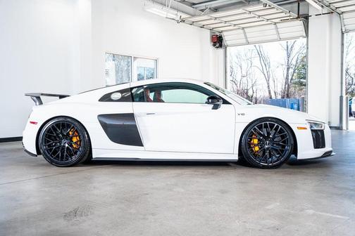 2017 Audi R8 5.2 V10 plus