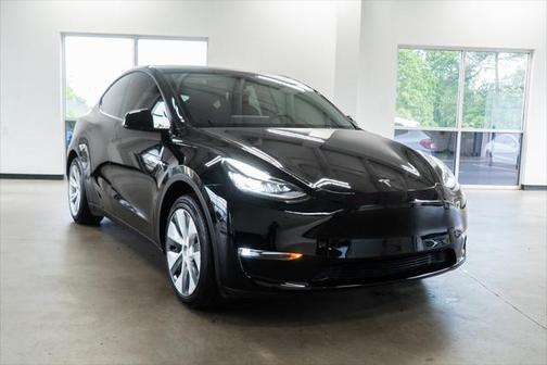 2022 Tesla Model Y Long Range Dual Motor All-Wheel Drive