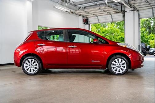 2015 Nissan Leaf S