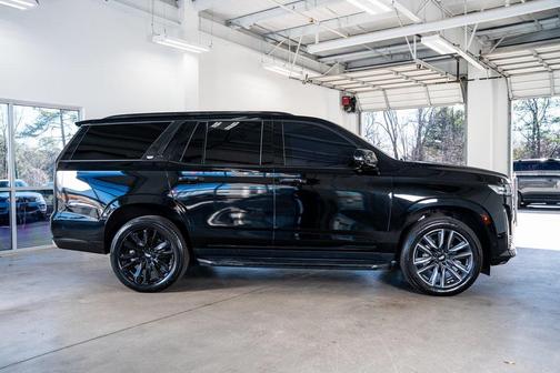 2022 Cadillac Escalade Premium Luxury