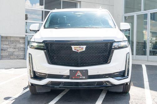Crystal White Tricoat 2021 Cadillac Escalade ESV Sport Platinum
