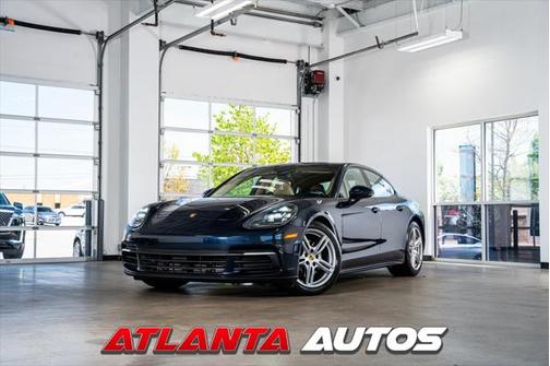 2018 Porsche Panamera 4