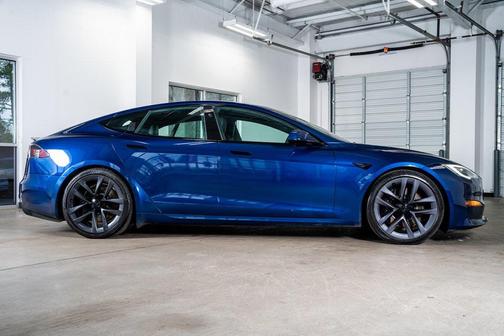 2021 Tesla Model S Plaid