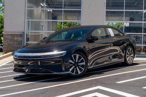 Quantum Gray Metallic 2023 Lucid Air Pure
