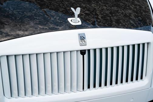 Morganite 2024 Rolls-Royce Spectre