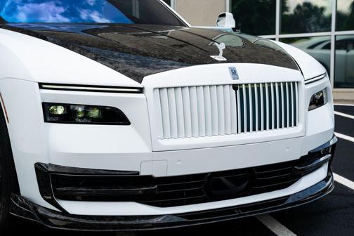 Morganite 2024 Rolls-Royce Spectre