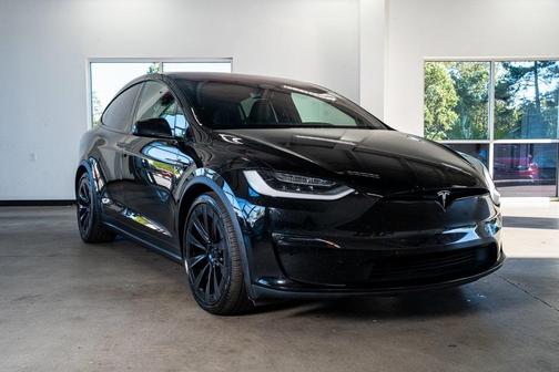 2023 Tesla Model X Base