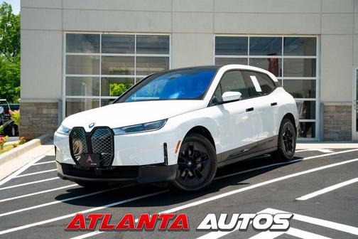 Alpine White 2024 BMW iX xDrive50