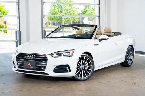 Glacier White Metallic/Black Roof 2018 Audi A5 2.0T Premium Plus