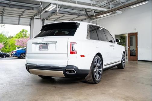 2022 Rolls-Royce Cullinan Base