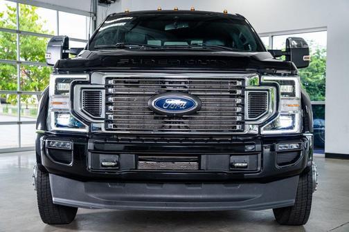 2022 Ford F-450 Platinum