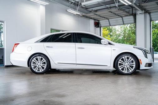 2018 Cadillac XTS Luxury