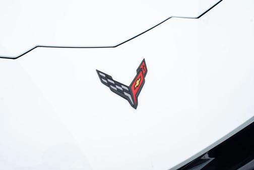 Arctic White 2020 Chevrolet Corvette Stingray w/2LT