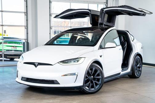 2022 Tesla Model X Plaid Tri Motor All-Wheel Drive