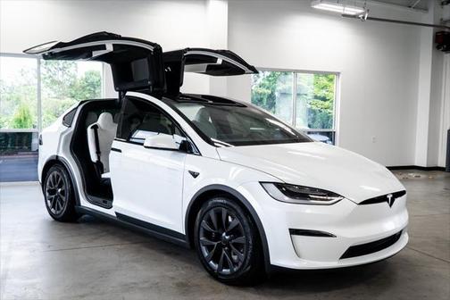 2022 Tesla Model X Dual Motor All-Wheel Drive