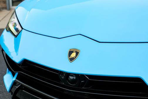 2023 Lamborghini Urus Performante