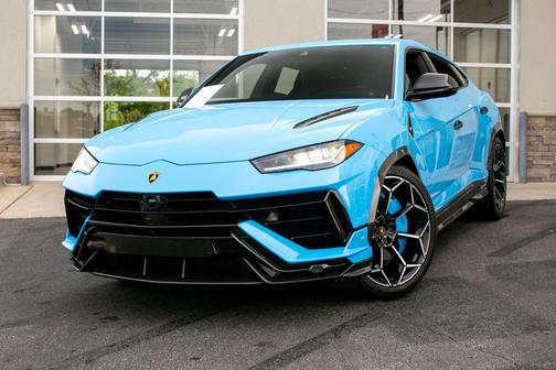 2023 Lamborghini Urus Performante