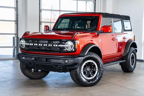 2022 Ford Bronco Outer Banks
