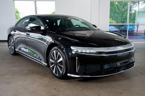 Infinite Black Metallic 2023 Lucid Air Pure