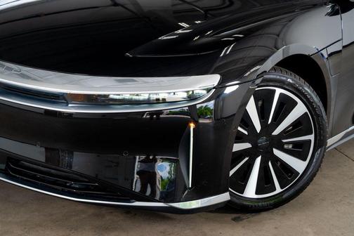 Infinite Black Metallic 2023 Lucid Air Pure