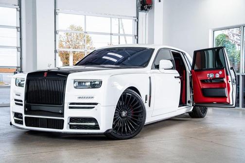 2023 Rolls-Royce Phantom Base