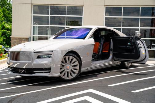 Gray 2024 Rolls-Royce Spectre
