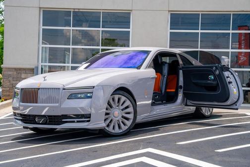 Gray 2024 Rolls-Royce Spectre