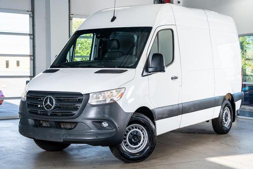 2022 Mercedes-Benz Sprinter 2500 Standard Roof