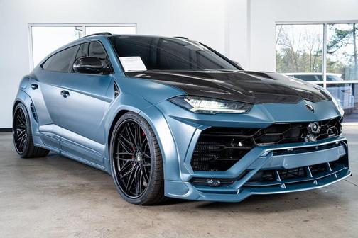 2020 Lamborghini Urus Base