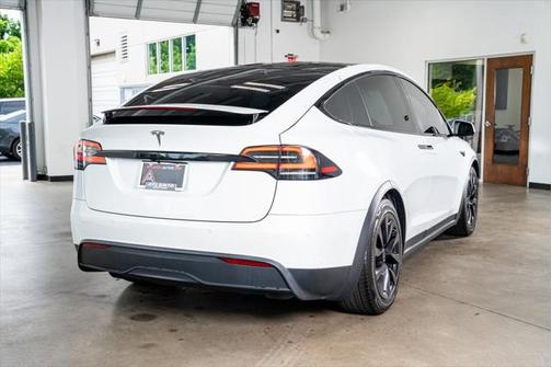 2022 Tesla Model X Dual Motor All-Wheel Drive
