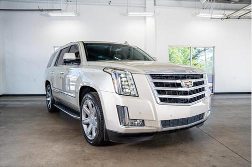 2016 Cadillac Escalade Luxury