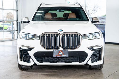 2021 BMW X7 M50i