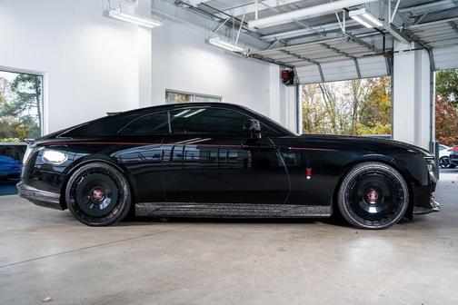 2024 Rolls-Royce Spectre 