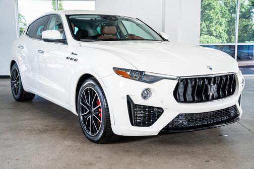 2022 Maserati Levante Modena
