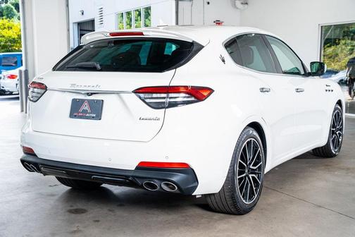 2022 Maserati Levante Modena