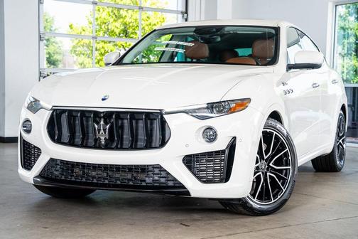 2022 Maserati Levante Modena