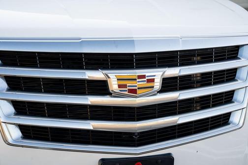 Crystal White Tricoat 2017 Cadillac Escalade Premium Luxury